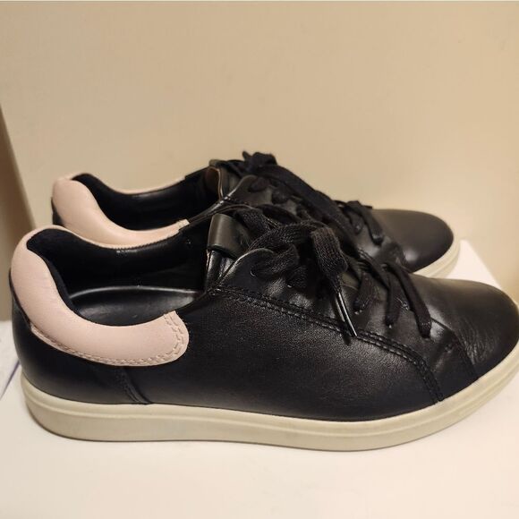 ECCO Danish Design Black Leather Lace Up Sneakers Womens 7/38 EU Ret. $165 - Picture 5 of 9